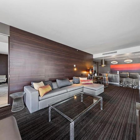 Huge Modern Luxury 17 Floor Panoramic Corner Suite With Open Balcony Las Vegas Exteriör bild