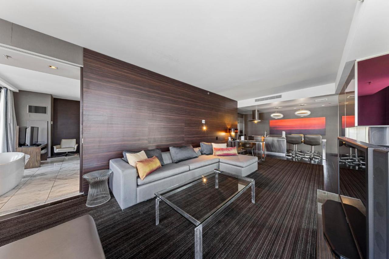 Huge Modern Luxury 17 Floor Panoramic Corner Suite With Open Balcony Las Vegas Exteriör bild